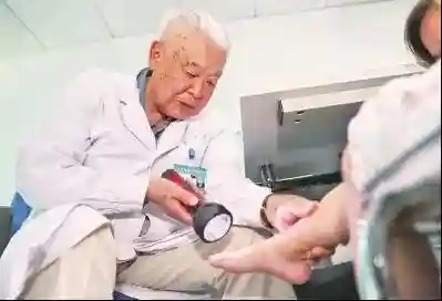 中医泰斗阵容(五名泰斗级中医大师)