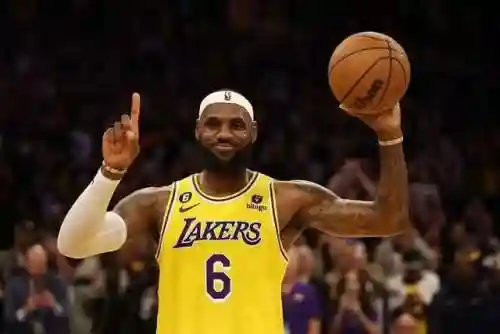 现役最前阵容(nba下赛季各队阵容名单)插图4