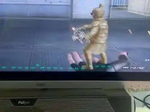 cf英雄级武器小人