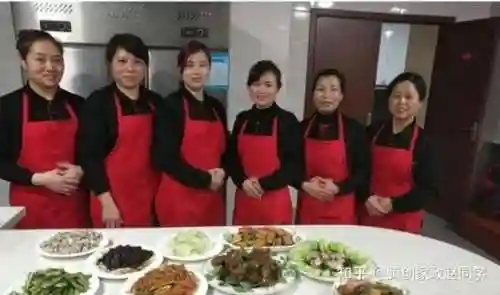 偷情保姆攻略，保姆偷吃知乎全文插图1