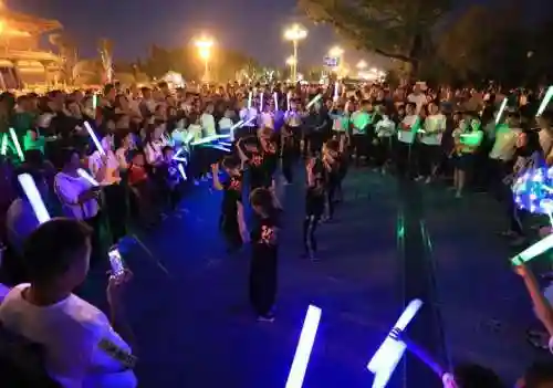 街头表演阵容搭配什么，街头表演节目插图1